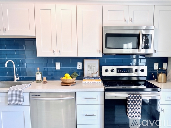 70 E Mitchell Dr, Unit 202 Rental photo 4